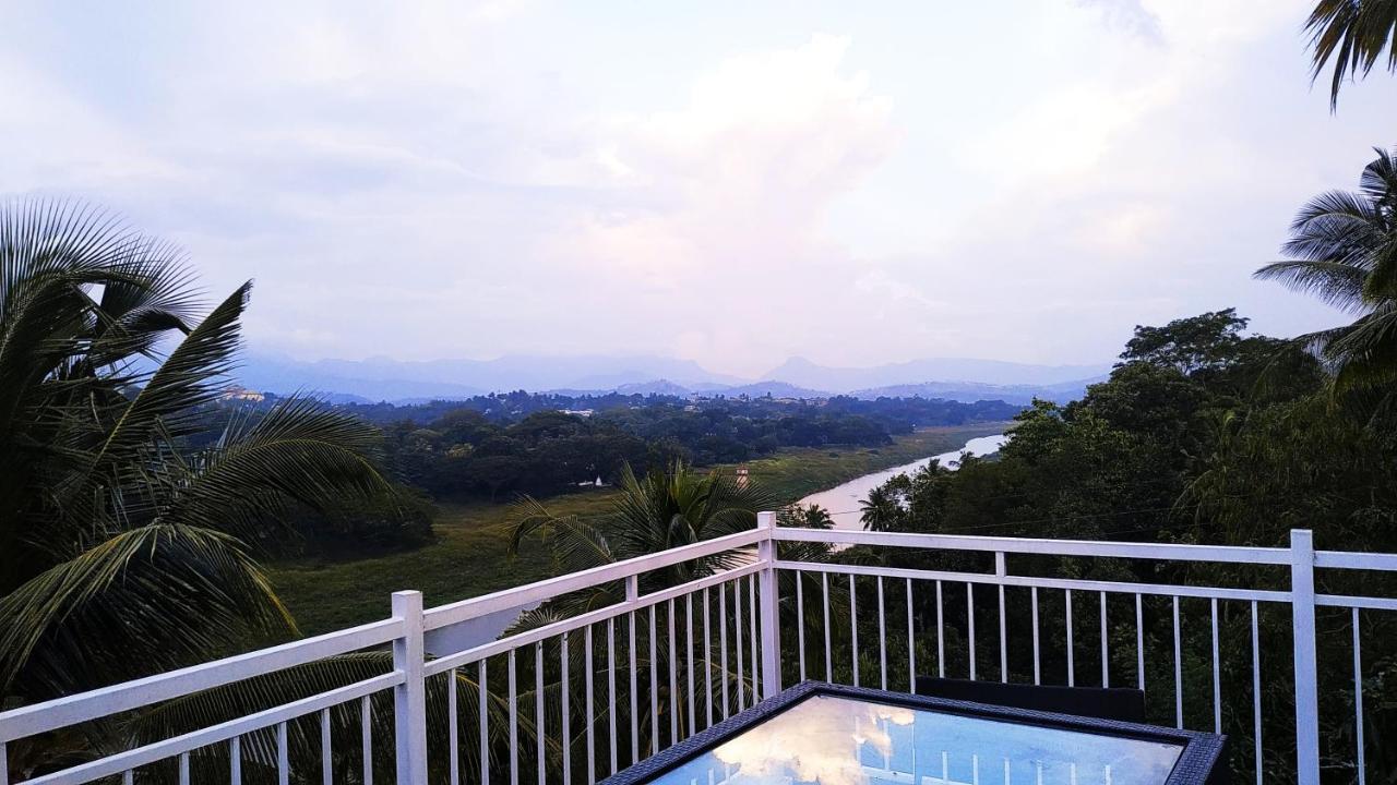 Mahaweli View Inn Kandy Zewnętrze zdjęcie