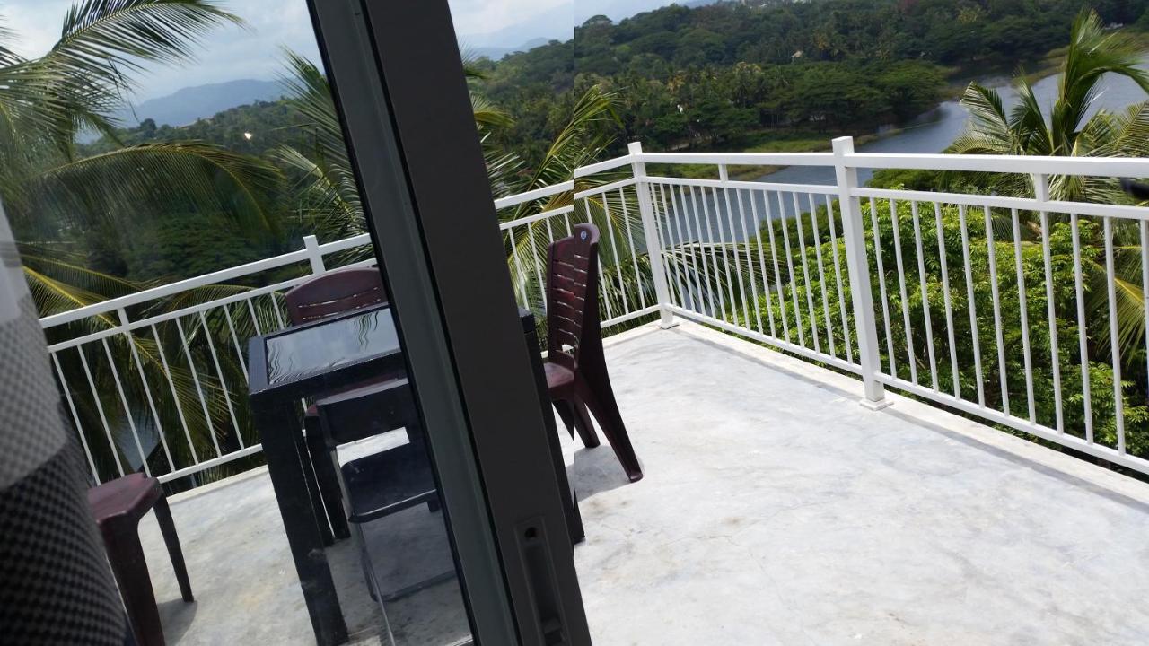 Mahaweli View Inn Kandy Zewnętrze zdjęcie